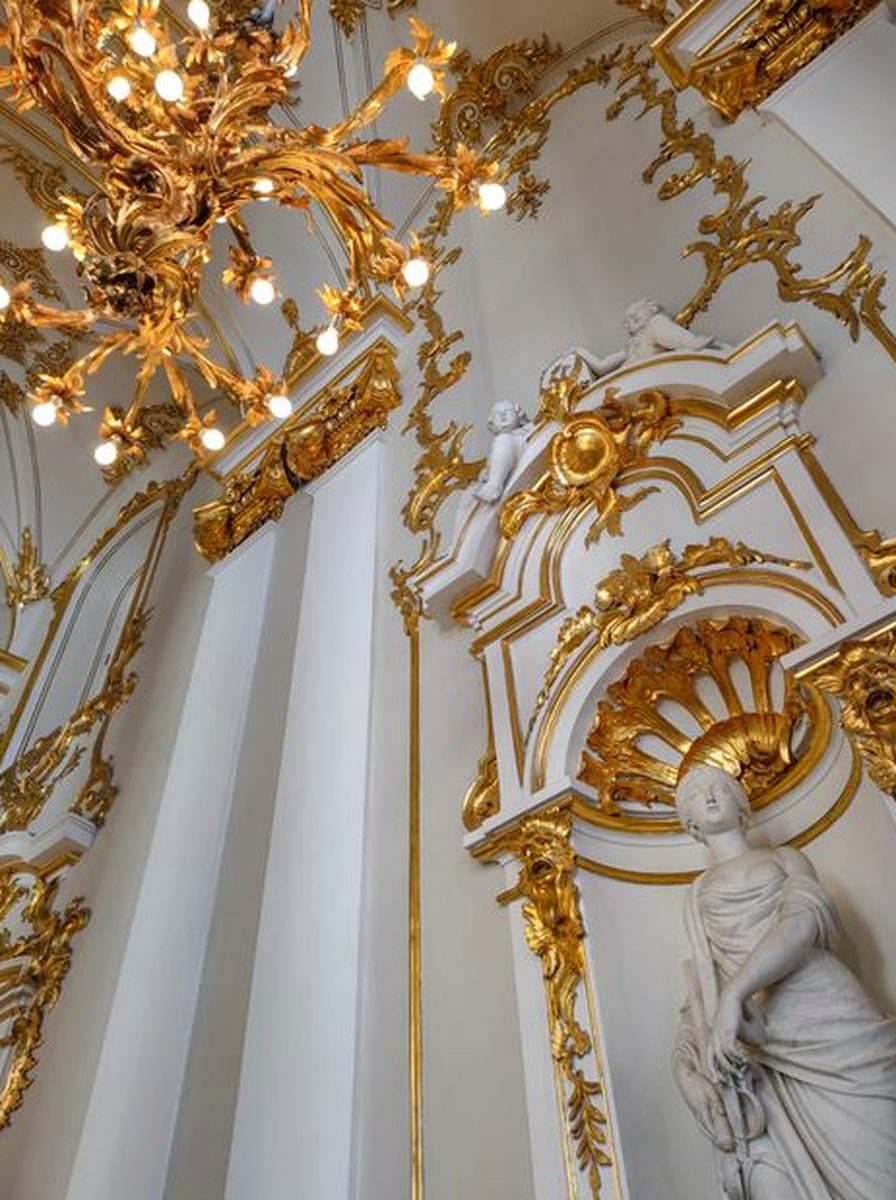 chia sẻ May88